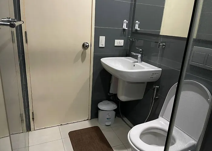 Vibrant 1br Acqua Livingstone With Netflix, Pool & Gym Apartment *