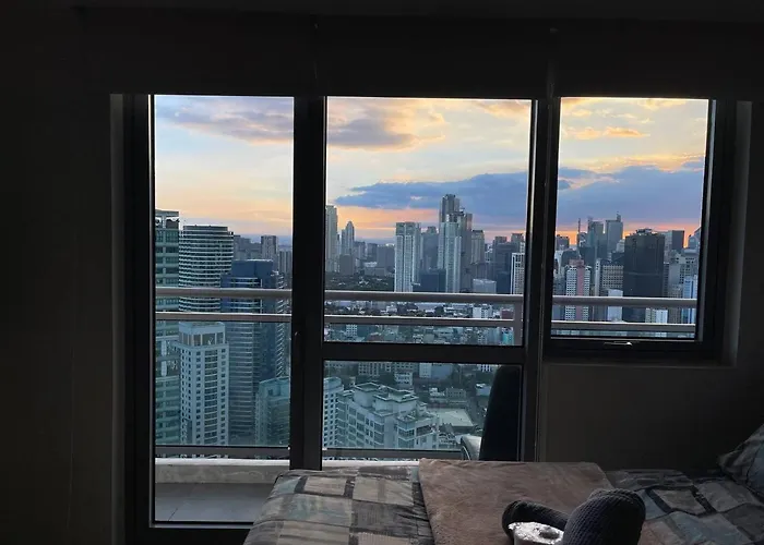 Vibrant 1br Acqua Livingstone With Netflix, Pool & Gym *